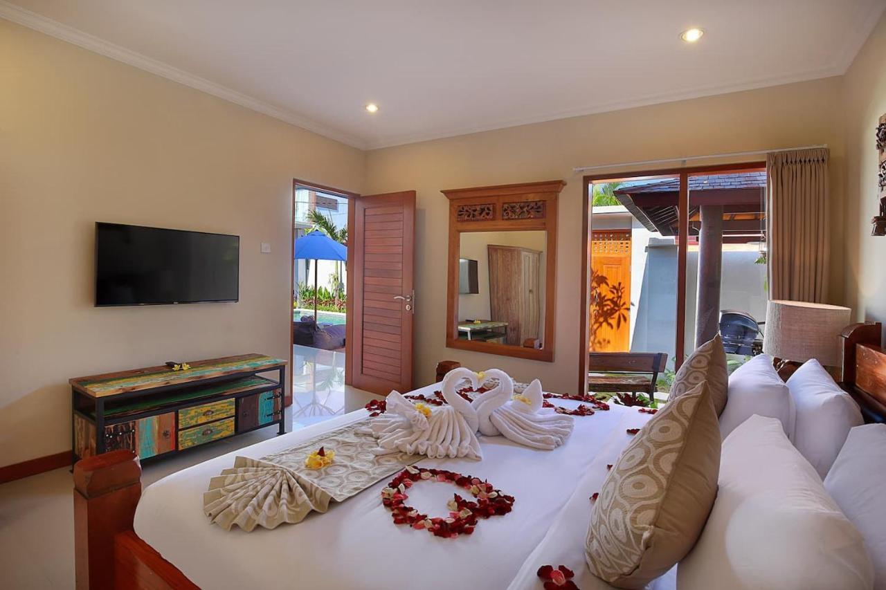 Kae Villa Anggrek Seminyak  Exterior photo
