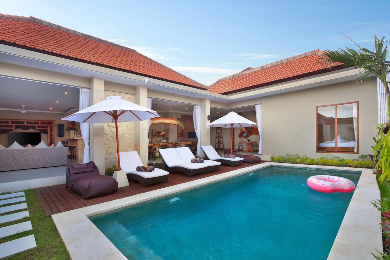Kae Villa Anggrek Seminyak  Exterior photo